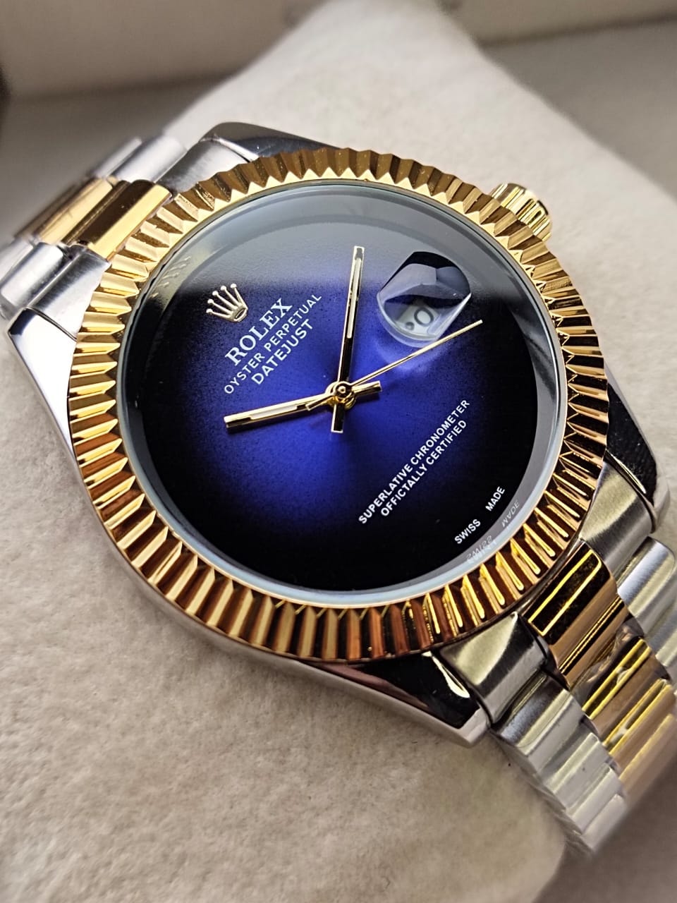 روليكس Datejust الأزرق الملكي… فخامة تلفت الأنظار من أول ثانية!