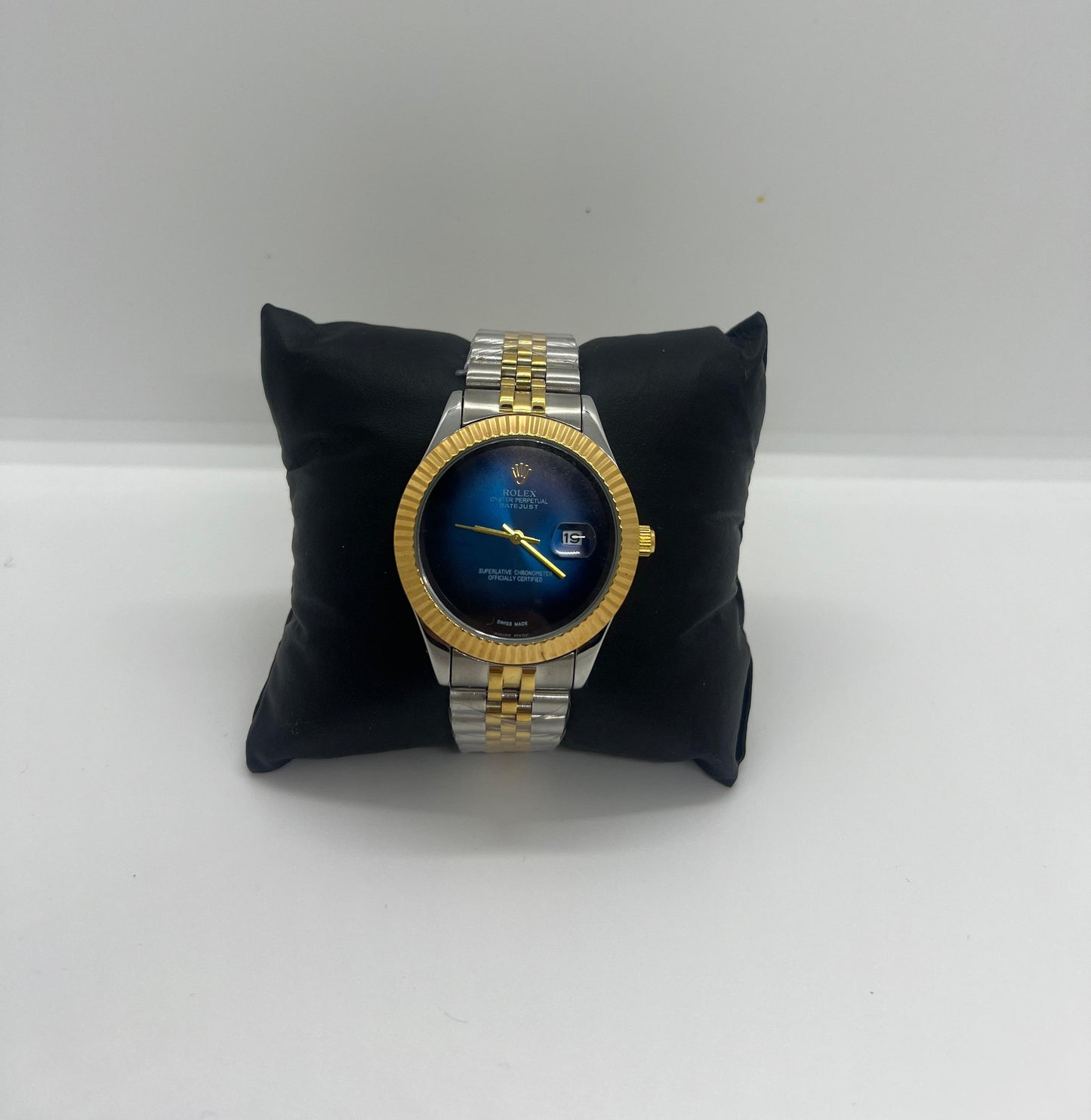 روليكس Datejust الأزرق الملكي… فخامة تلفت الأنظار من أول ثانية!